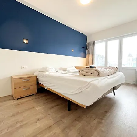 Apartment In With Sea Views *